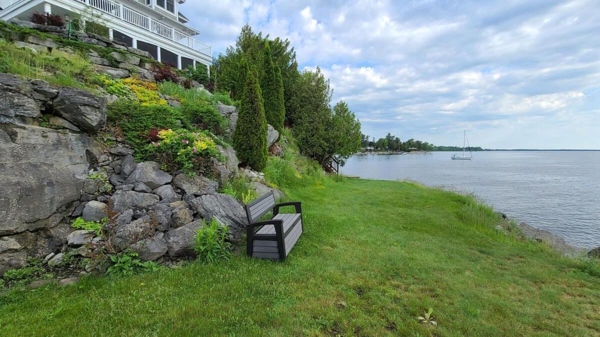 Loza House Coastal Design Unit With Lake & Mountain Views Plattsburgh Eksteriør bilde